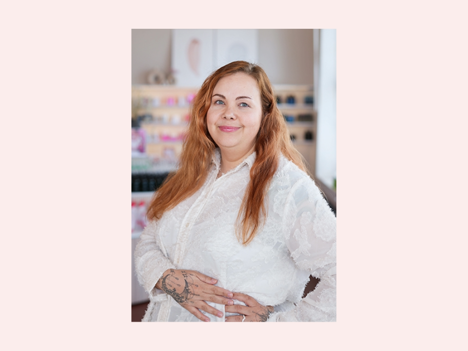 Kirkas iho alkaa kuorinnasta